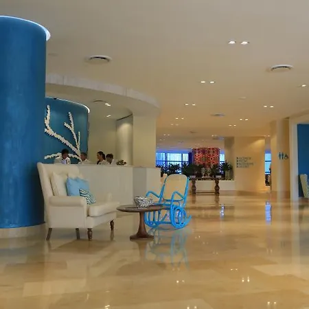 Luxury Apartment In Ocean Pavillion Hotel Cartagena Room photo